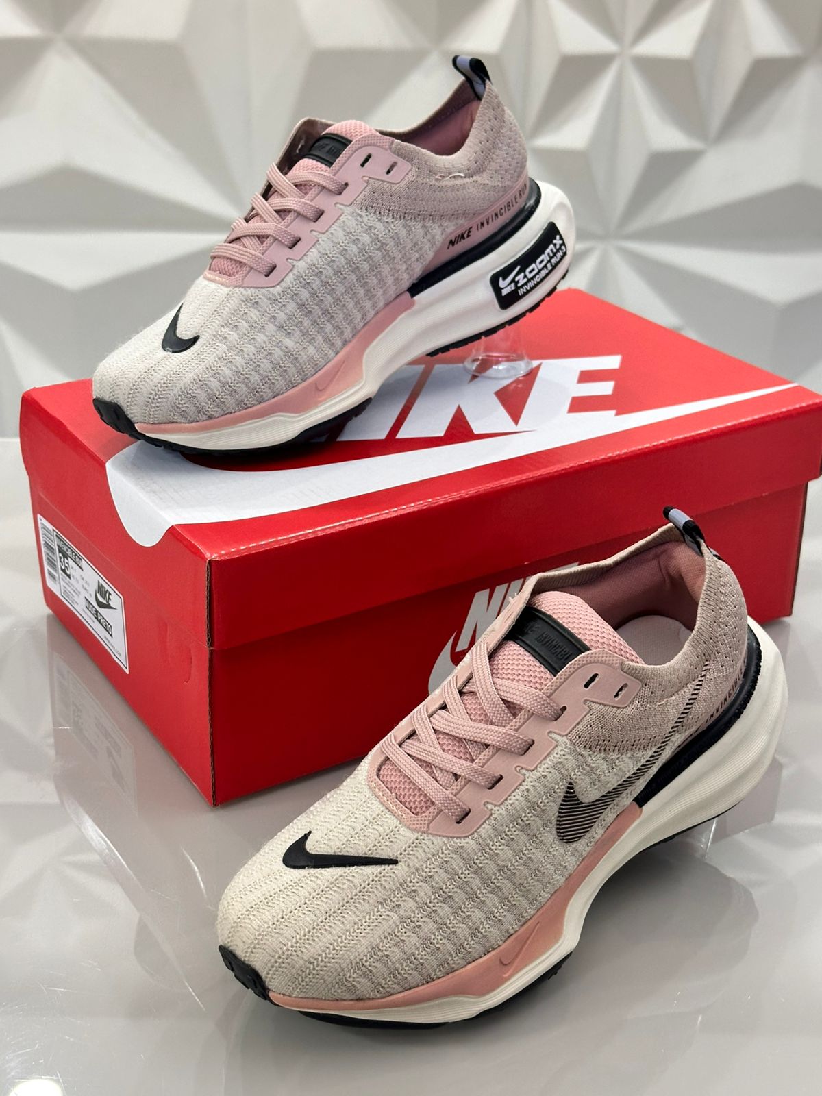 NK ZoomX Run Rosa