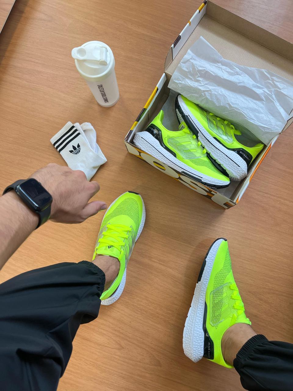 AD UltraBoost Verde