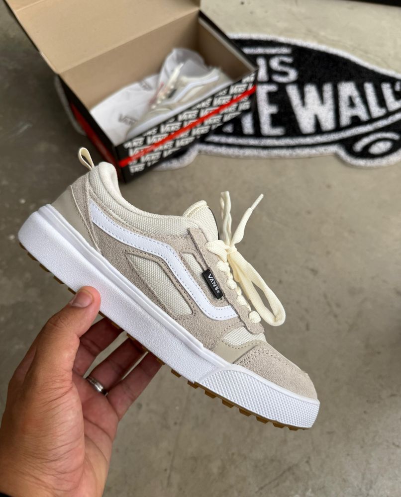 VN UltraRange 3D Off White