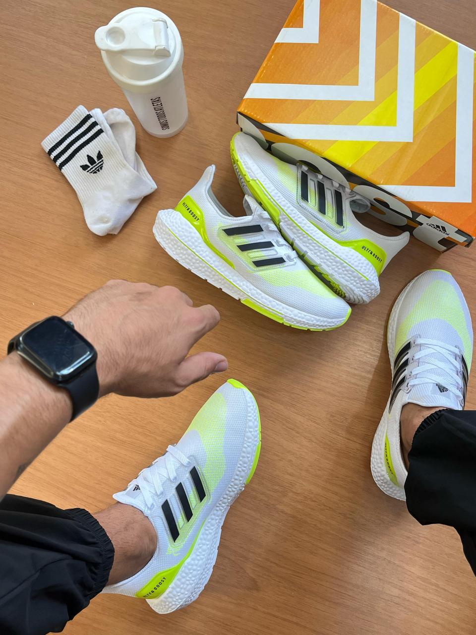 AD UltraBoost Branco Verde