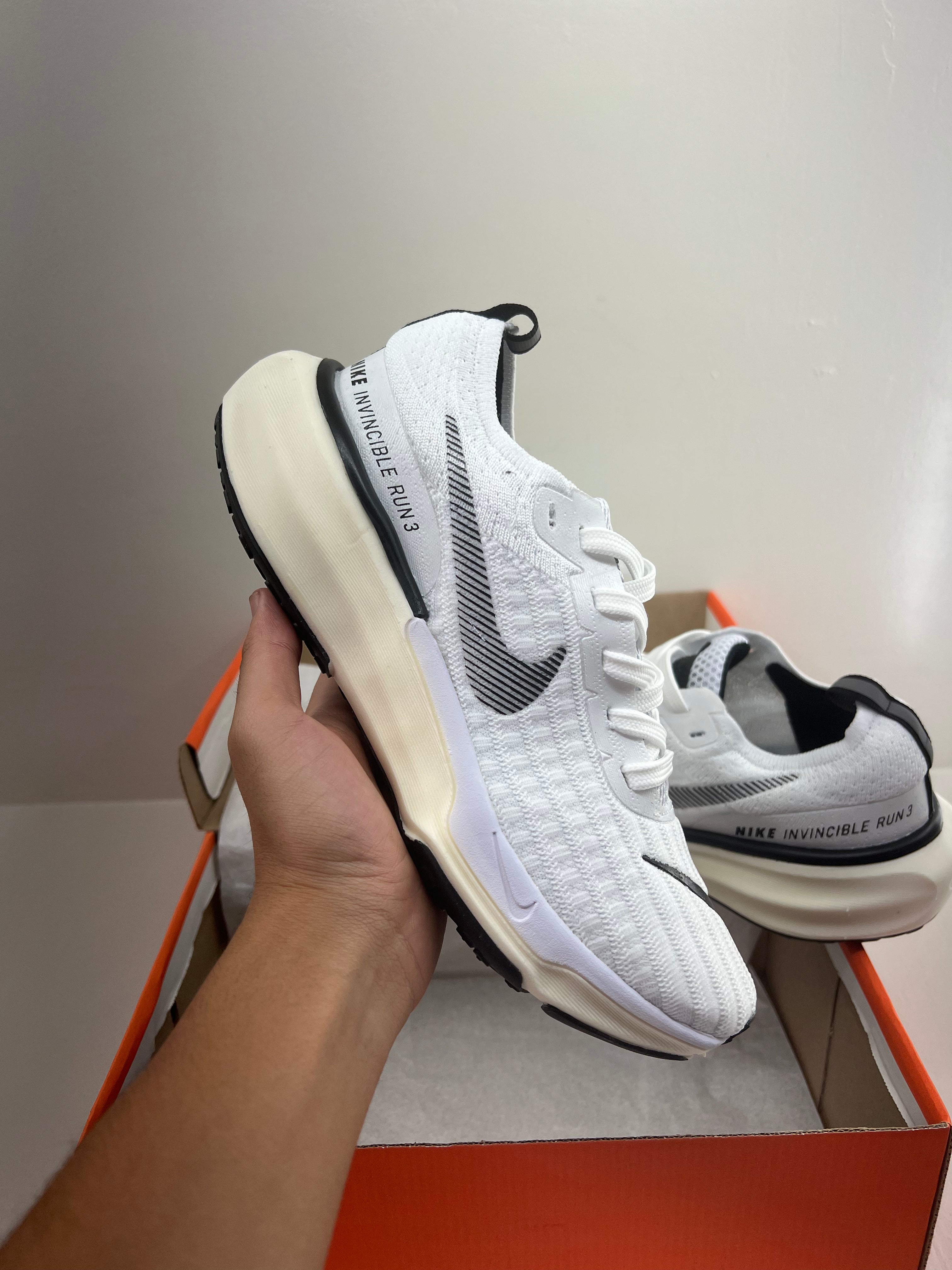 NK ZoomX Run Branco